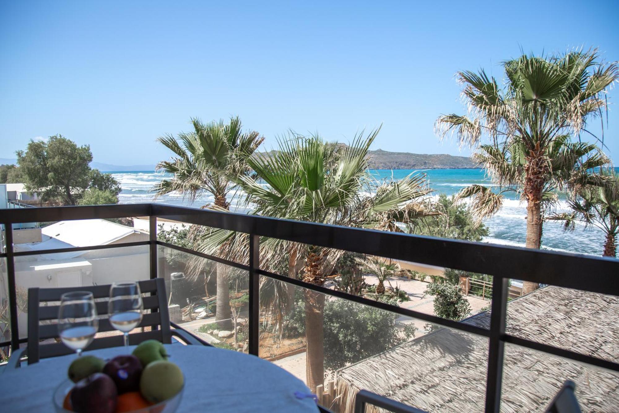 Nefeli Rooms Agia Marina Екстериор снимка